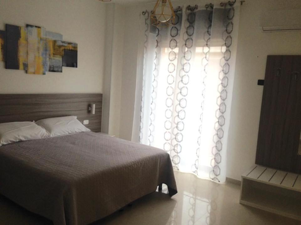 B&B Corso Roma Apricena エクステリア 写真