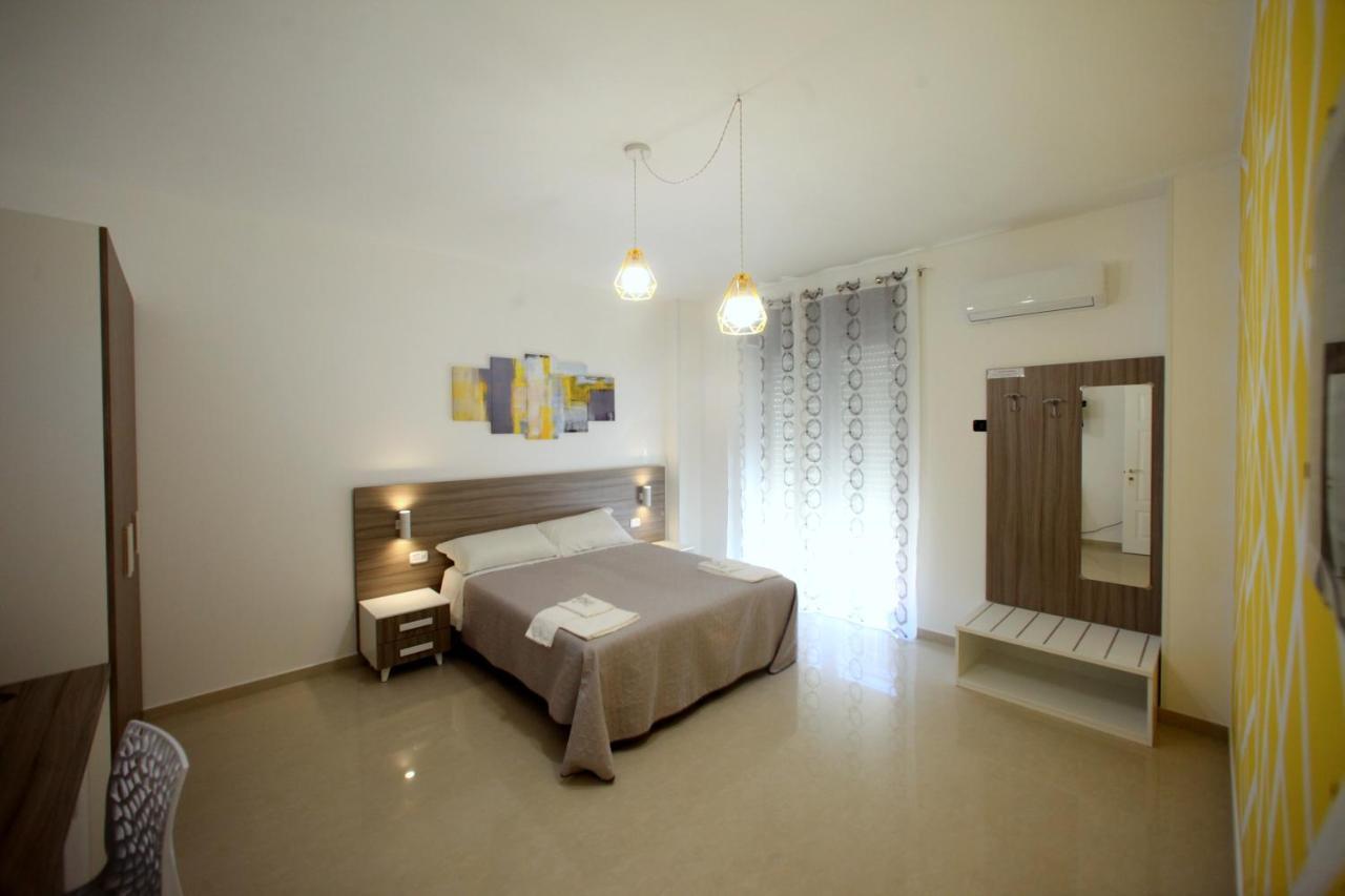 B&B Corso Roma Apricena エクステリア 写真